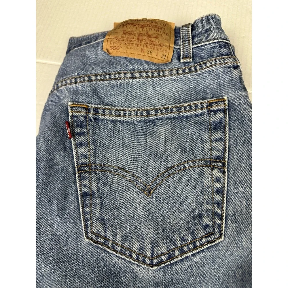 VTG Levis 550 USA Made Relaxed Fit Jeans Mens 36x31 Y2K Streetwear Blue Denim